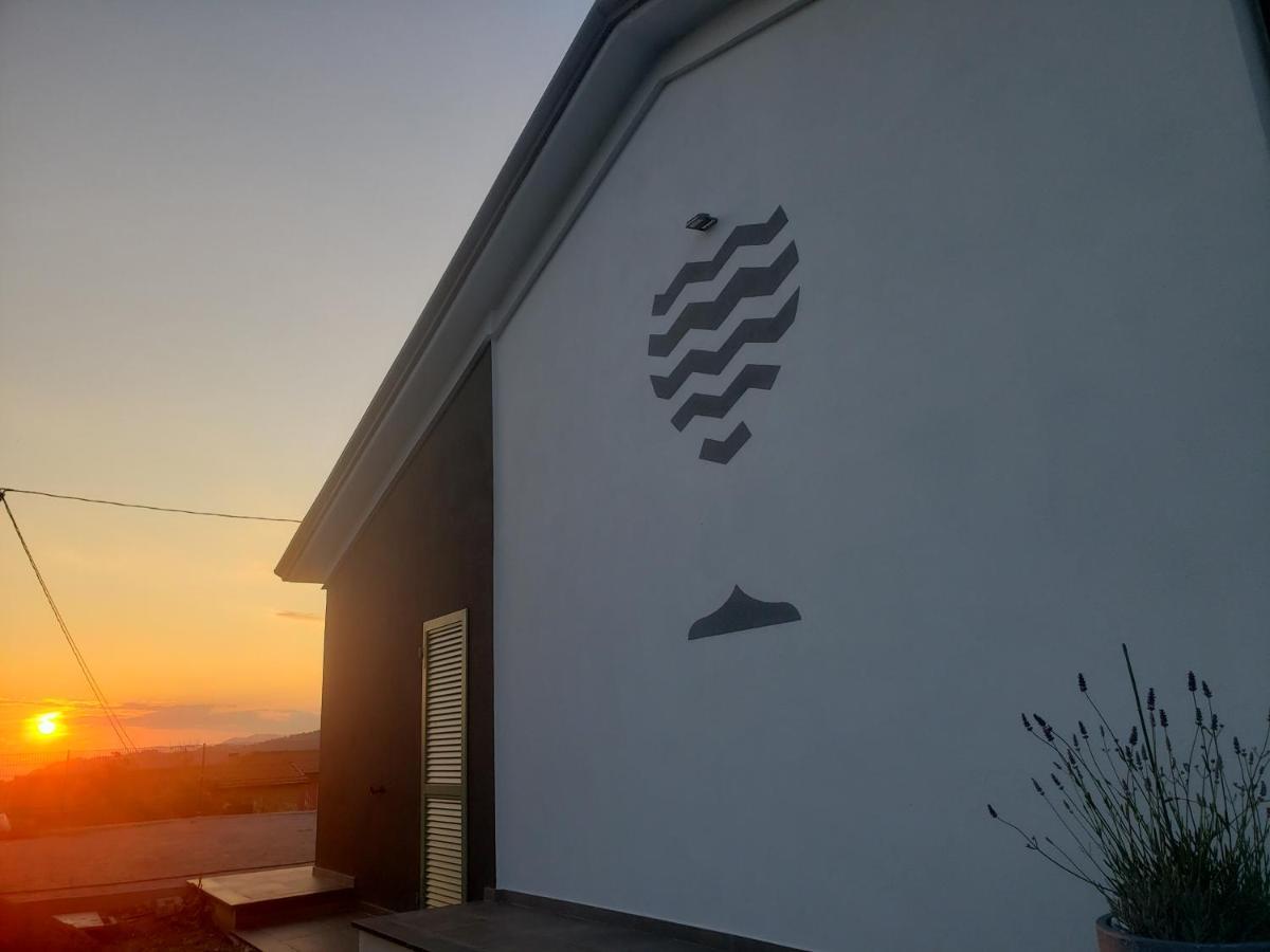 Vinomare Guesthouse Fosdinovo Exteriér fotografie